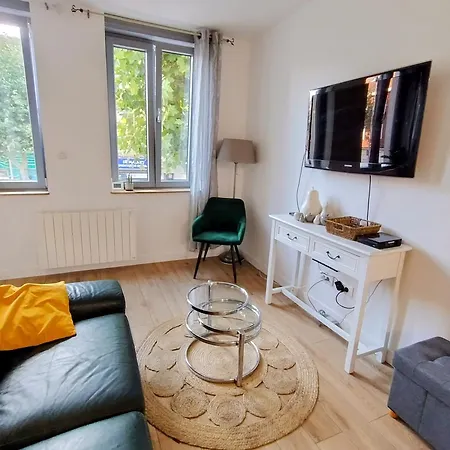 Le 33 - Maison Confortable - A Pieds !