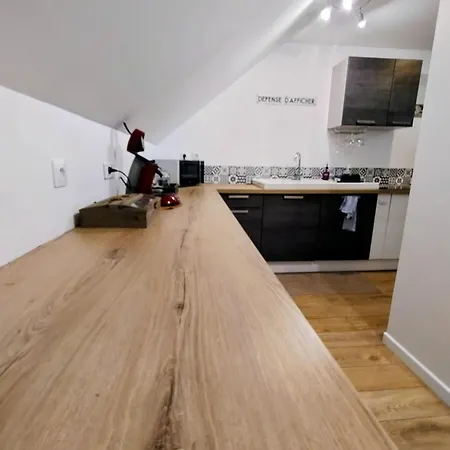 Le 33 - Maison Confortable - A Pieds ! Feriehus *